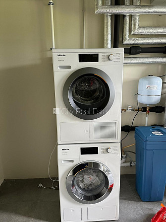 Privātmāja, slēgta teritorija, iežogota teritorija ar metāla sētu, garāža vienai Ogre un novads - foto 20