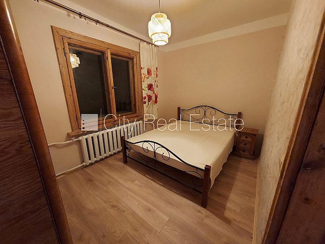 Jaunceltne, labiekārtots apzaļumots pagalms, slēgts pagalms, iežogota teritorija ar metāla Jūrmala - foto 13