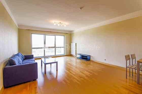 Новостройка, благоустроенная озеленённая территория, закрытый двор, территория Jūrmala