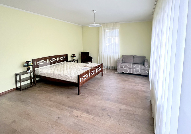 Privātmāja, labiekārtota apzaļumota teritorija 1800 m2, iežogota teritorija, teritorijas Jūrmala - foto 17