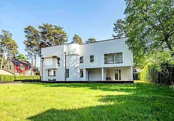 Частный дом, благоустроенная озеленённая территория 1800 м2, территория обнесена Jūrmala