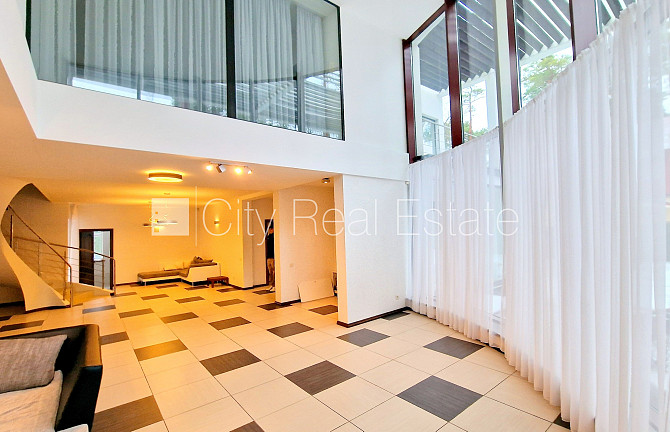 Privātmāja, labiekārtota apzaļumota teritorija 1800 m2, iežogota teritorija, teritorijas Jūrmala - foto 18