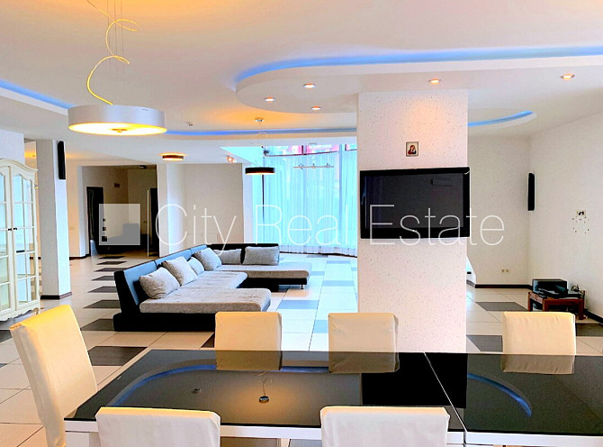 Privātmāja, labiekārtota apzaļumota teritorija 1800 m2, iežogota teritorija, teritorijas Jūrmala - foto 3