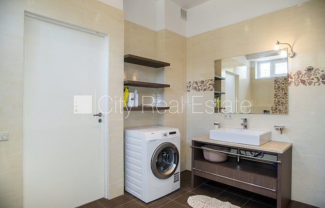 Zeme īpašumā, jaunceltne, fasādes māja, ķieģeļu mūra sienas, labiekārtota apzaļumota Jūrmala - foto 15