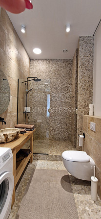 Фасадный дом, реновированный дом, благоустроенная озеленённая территория, Рига - изображение 14