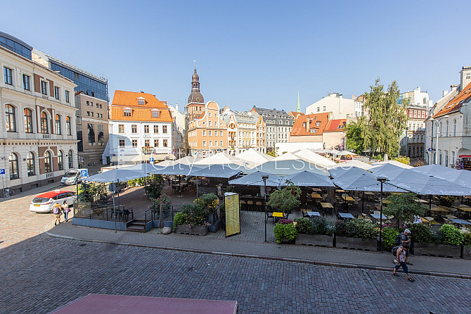Фасадный дом, реновированный дом, место для машины, вход с улицы и со двора, Рига - изображение 15