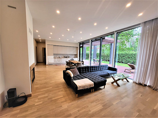 Privātmāja, jaunceltne, pagalma māja, dzelzsbetona starp stāvu pārsegumi, monolīta betona Jūrmala - foto 1