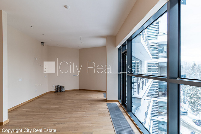 Zeme īpašumā, jaunceltne, monolīta betona sienas, zaļā teritorija, bruģēts piebraucamais Jūrmala - foto 2