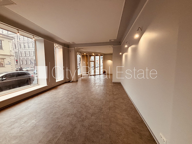 Fasādes māja, slēgts pagalms, apkure-gaisa siltumsūknis, boilers karstajam ūdenim, gaisa Rīga - foto 2