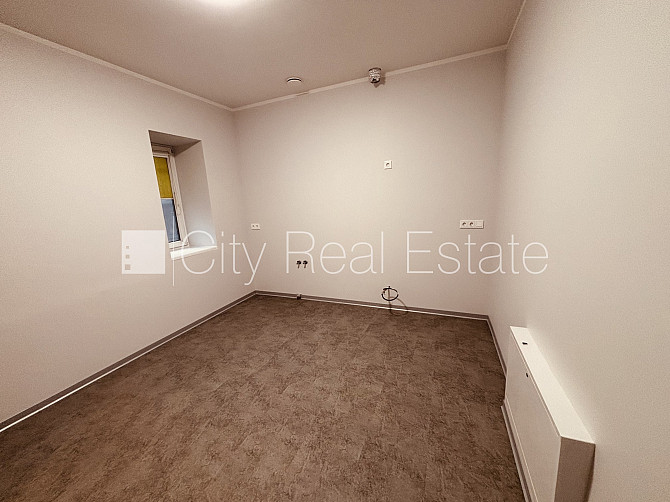 Fasādes māja, slēgts pagalms, apkure-gaisa siltumsūknis, boilers karstajam ūdenim, gaisa Rīga - foto 13