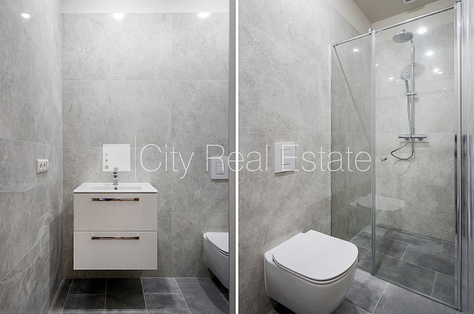 Фасадный дом, закрытый двор, место для машины, вход с улицы, лифт, лестничная Рига - изображение 9