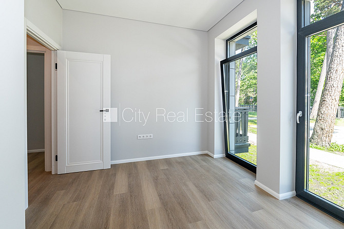 Jaunceltne, labiekārtota apzaļumota teritorija, bruģēts piebraucamais ceļš, teritorijas Jūrmala - foto 7