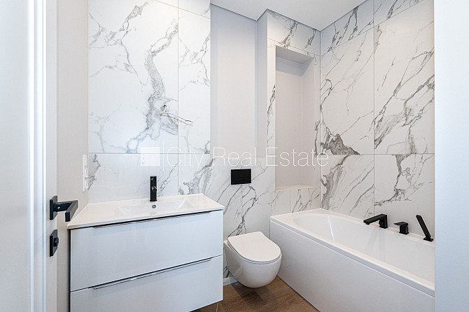 Jaunceltne, labiekārtota apzaļumota teritorija, bruģēts piebraucamais ceļš, teritorijas Jūrmala - foto 16