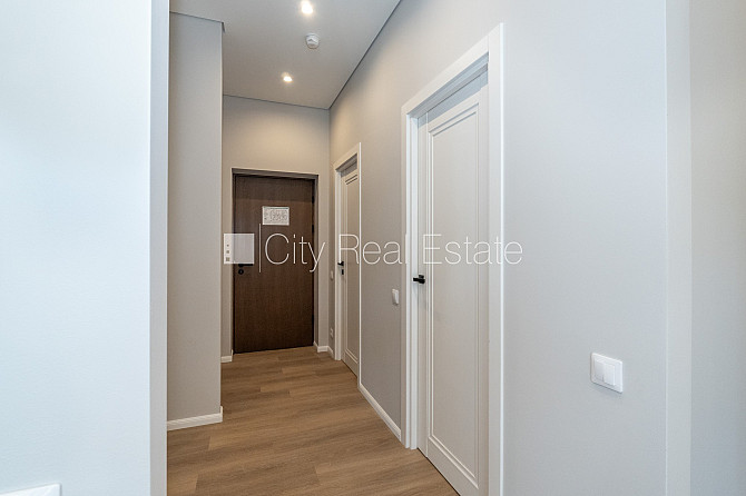 Jaunceltne, labiekārtota apzaļumota teritorija, bruģēts piebraucamais ceļš, teritorijas Jūrmala - foto 15