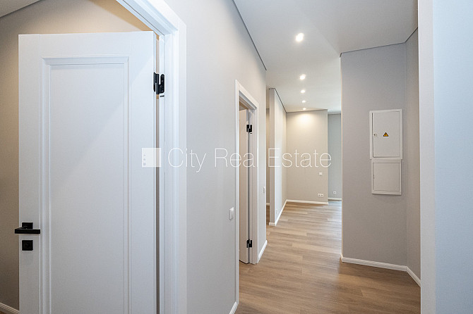 Jaunceltne, labiekārtota apzaļumota teritorija, bruģēts piebraucamais ceļš, teritorijas Jūrmala - foto 13