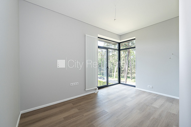 Jaunceltne, labiekārtota apzaļumota teritorija, bruģēts piebraucamais ceļš, teritorijas Jūrmala - foto 9