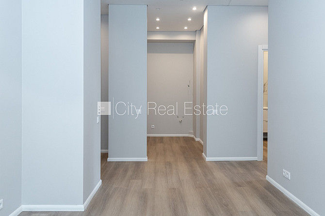 Jaunceltne, labiekārtota apzaļumota teritorija, bruģēts piebraucamais ceļš, teritorijas Jūrmala - foto 17