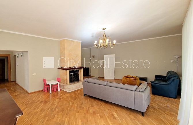 Zeme īpašumā, privātmāja, jaunceltne, labiekārtota apzaļumota teritorija 1705 m2, bruģēts Jūrmala - foto 20