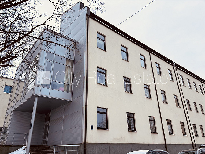 Фасадный дом, энергоэффективный дом, благоустроенная озеленённая территория, Рига - изображение 17