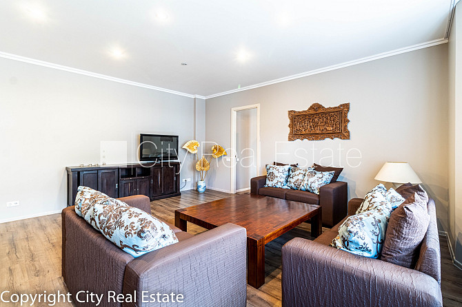 Фасадный дом, реновированный дом, закрытый двор, возможность аренды парковки, Рига - изображение 3