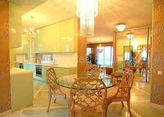 Проект - Centra Nams (Центра Намс), новостройка, фасадный дом, благоустроенная Рига