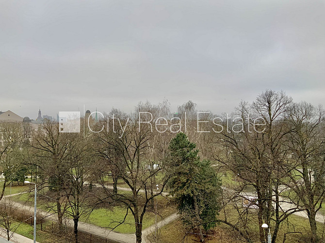 Фасадный дом, реновированный дом, благоустроенная озеленённая территория, Рига - изображение 15