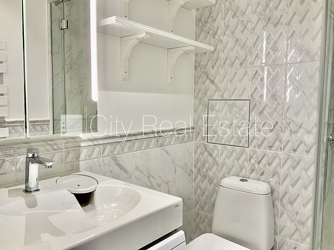 Фасадный дом, реновированный дом, благоустроенная озеленённая территория, Рига - изображение 14