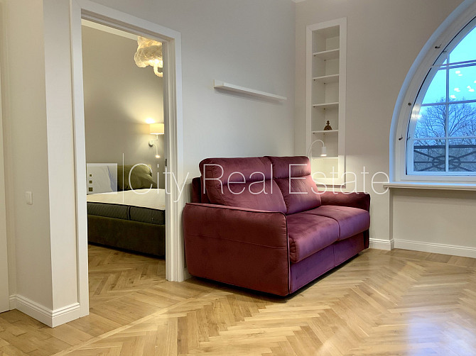 Фасадный дом, реновированный дом, благоустроенная озеленённая территория, Рига - изображение 6