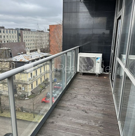 Новостройка, фасадный дом, благоустроенный озеленённый двор, закрытая Рига - изображение 9