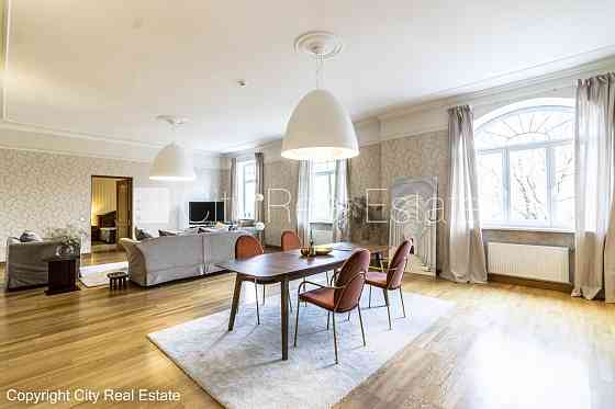 Проект - Panorama Plaza (Панорама Плаза), новостройка, места для нескольких машин, Рига