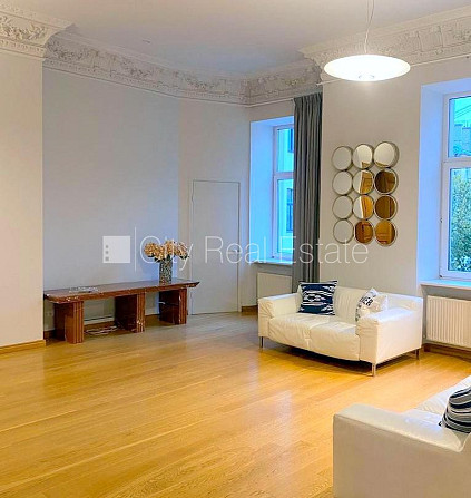 Фасадный дом, реновированный дом, благоустроенная озеленённая территория, Рига - изображение 3