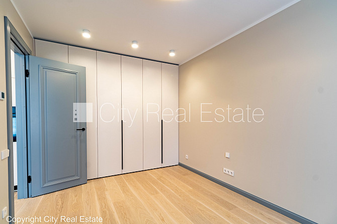 Новостройка, дом во дворе, благоустроенный озеленённый двор, возможность аренды Рига - изображение 5