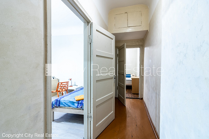 Реновированный дом, окна выходят во двор, количество спален 4 шт., изолированные Рига - изображение 6