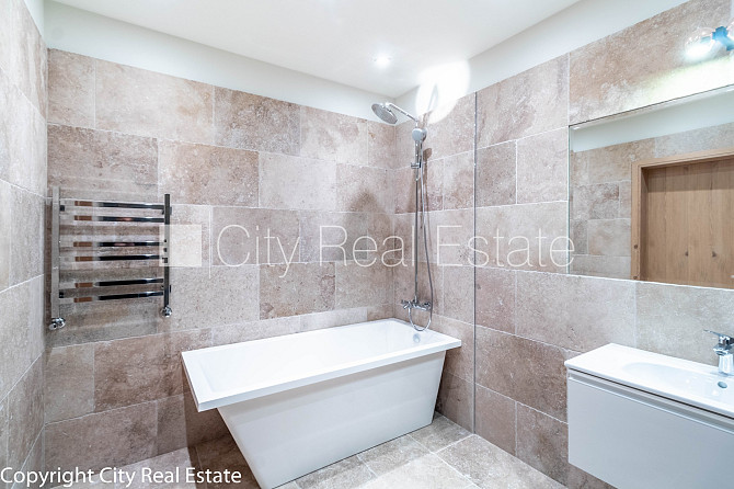 Новостройка, здание во дворе, закрытый двор, до ближайшей парковки 70 м, вход со Рига - изображение 8