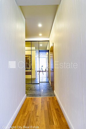 Jaunceltne, fasādes māja, slēgts pagalms, ieeja no pagalma, ir lifts, balkons 1,8 m2, terase Rīga - foto 10