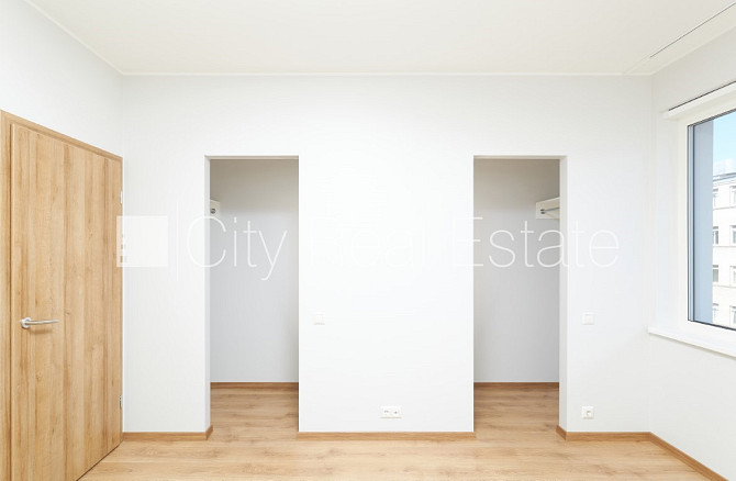 Jaunceltne, labiekārtots apzaļumots pagalms, vieta automašīnai, viena istaba izolēta, studio Rīga - foto 8