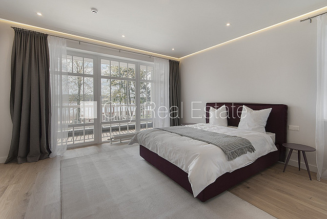 Jaunceltne, labiekārtots apzaļumots pagalms, ieeja no pagalma, pagalmā bērnu spēļu laukums, Rīga - foto 6