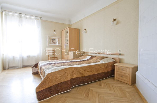 Дом во дворе, реновированный дом, благоустроенный озеленённый двор, закрытый Рига - изображение 13