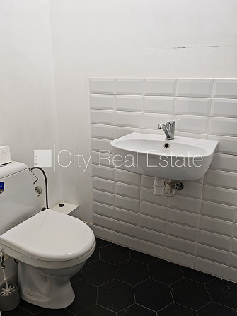 Šo dzīvokli izīrē pa diennaktīm (īstermiņa īre), īres cena sludinājumā norādīta par Rīga - foto 6