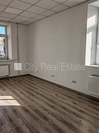 Šo dzīvokli izīrē pa diennaktīm (īstermiņa īre), īres cena sludinājumā norādīta par Rīga - foto 5