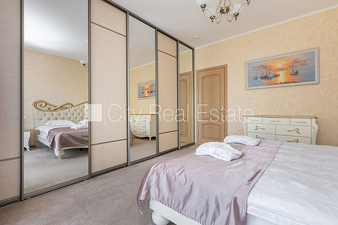 Фасадный дом, реставрированный дом, закрытый двор, лифт, лестничная клетка после Рига - изображение 13