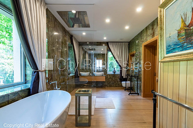 Новостройка, благоустроенная озеленённая территория, въездные ворота оснащены Юрмала - изображение 14