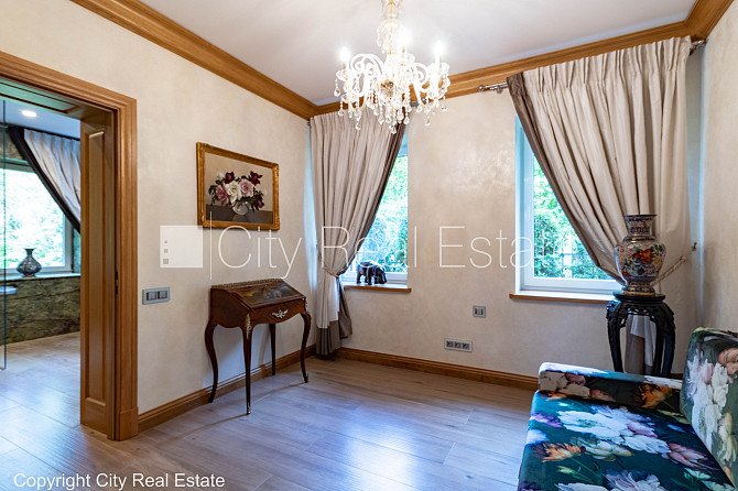 Новостройка, благоустроенная озеленённая территория, въездные ворота оснащены Юрмала - изображение 18