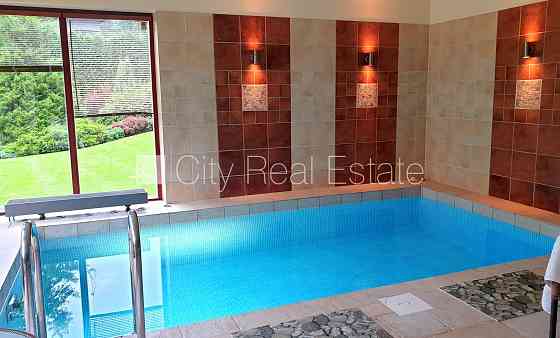 Земля в собственности, новостройка, фасадный дом, кирпичные стены, Jūrmala