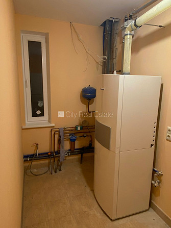 Dvīņu māja, labiekārtots apzaļumots pagalms, slēgts pagalms, iežogota teritorija ar koka Jūrmala - foto 12