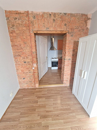 Здание во дворе, реновированный дом, закрытый двор, вход с улицы и со двора, Рига - изображение 12