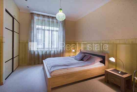 Земля в собственности, новостройка, монолитные бетонные стены, благоустроенная Jūrmala