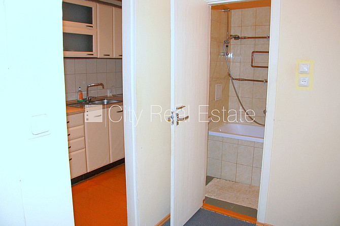 Zeme īpašumā, jaunceltne, monolīta betona sienas, zaļā teritorija, bruģēts piebraucamais Jūrmala - foto 8