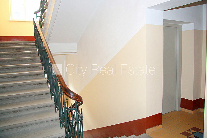 Zeme īpašumā, jaunceltne, monolīta betona sienas, zaļā teritorija, bruģēts piebraucamais Jūrmala - foto 14