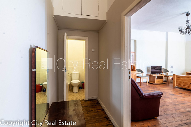 Фасадный дом, вход с улицы, количество спален 4 шт., изолированные комнаты 4 шт., Рига - изображение 11